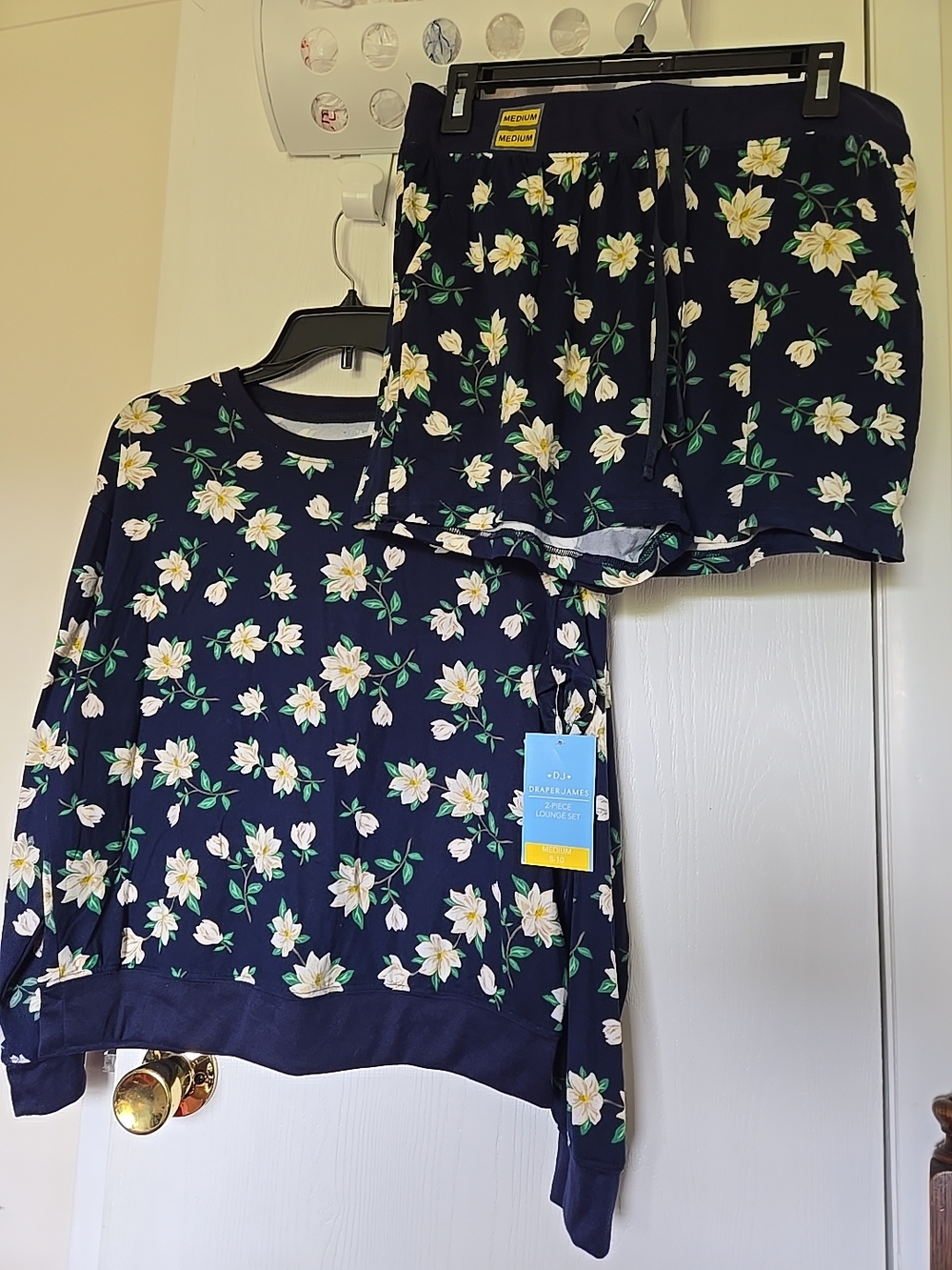 Floral Navy Womens Lounge Pajama Set - Long Sleeve Top & Shorts M New Draper Jam